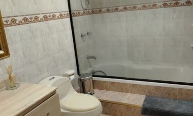 casa en arriendo en la tablaza. Cod A9432620