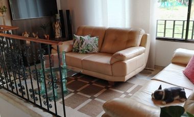 casa en arriendo en la tablaza. Cod A9432620