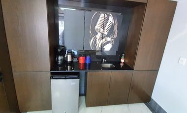 OFICINA AMUEBLADA EN RENTA EN BOCA DEL RIO TIPO COWORKING DE LUJO FRENTE AL MAR / ARLETTE FLORES