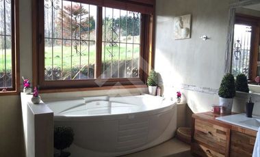 Casa en Venta en a 5 kilómetros entrada norte pucón