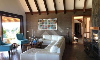 Casa en Venta en a 5 kilómetros entrada norte pucón