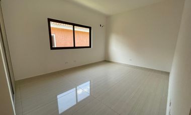 VENTA CASA ESTRENAR EN CLAYTON 649 M2TERRENO EN CLAYTON FOREST