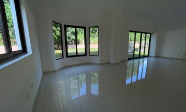 VENTA CASA ESTRENAR EN CLAYTON 649 M2TERRENO EN CLAYTON FOREST