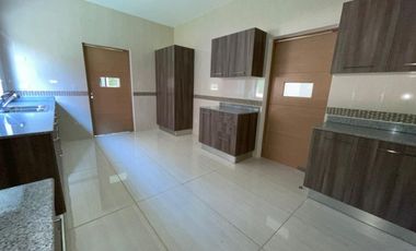 VENTA CASA ESTRENAR EN CLAYTON 649 M2TERRENO EN CLAYTON FOREST
