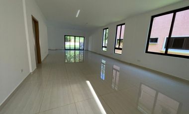VENTA CASA ESTRENAR EN CLAYTON 649 M2TERRENO EN CLAYTON FOREST