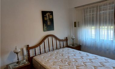 MOGOTES; OPORTUNIDAD! AMPLIO CHALET S/ 2 LOTES + LOTE DE PARQUE