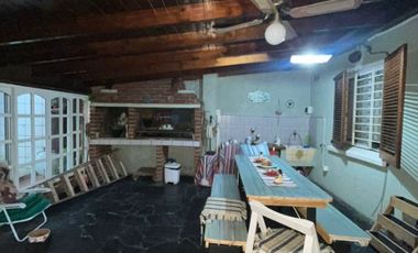 Casa en venta en Quilmes Oeste