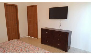 Venta de casa con piscina en Malibu Lakes, Chame