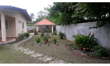 CASA DE PLAYA CON PISCINA NUEVA GORGONA