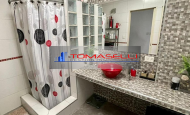 CASA - VENTA - MULTIFAMILIAR - CON LOCAL COMERCIAL
