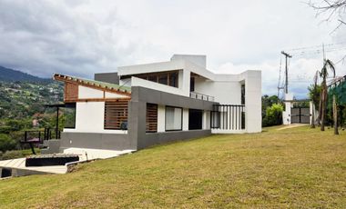 casa en venta en seleccionar barrio. Cod V9597935