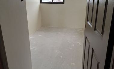 4BR HOUSE AND LOT FOR SALE near SM Southmall Las Pinas City