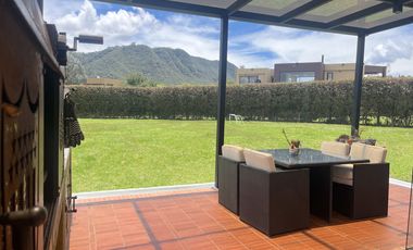 casa en venta en macadamia. Cod V8408271