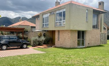 casa en venta en macadamia. Cod V8408271