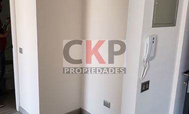 2Dormitorios,1Baño Estacionamiento Metro Carlos Valdovinos