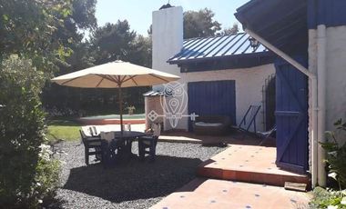 Casa en venta de 5D 5B en Santo Domingo