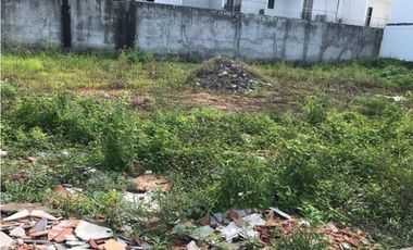 Lote en venta en Centro, Montería