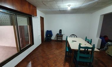 Casa en venta en Lanus Este