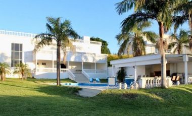 ALQUILO POR SEMANA!! ÃNICA E INCREÃBLE VILLA ROMANA