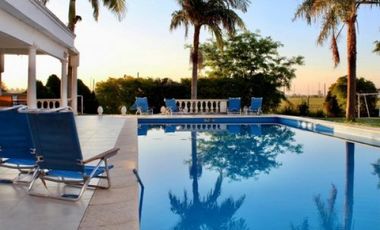 ALQUILO POR SEMANA!! ÃNICA E INCREÃBLE VILLA ROMANA