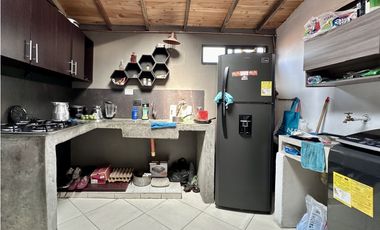 Casa en venta, Campo Valdes, Medellín