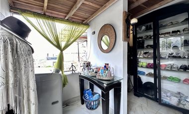 Casa en venta, Campo Valdes, Medellín
