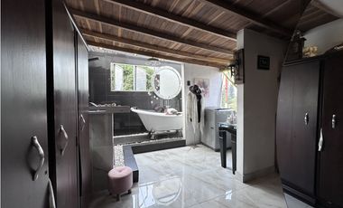 Casa en venta, Campo Valdes, Medellín