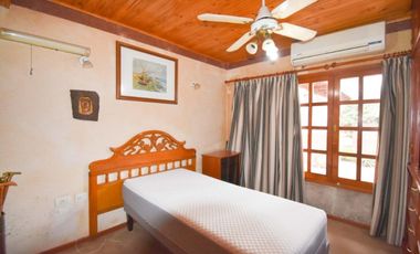 EN VENTA  - CASA DE 4 DORMITORIOS CON PILETA TERRENO 2900 MTS - GARITA 14. FUNES