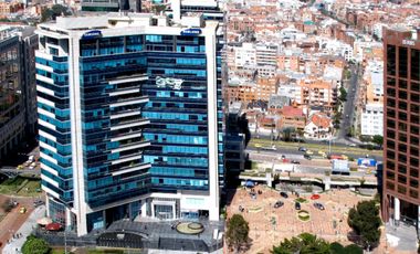 oficina en arriendo en santa barbara alta-usaquén. Cod A51948