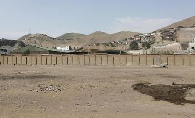 TERRENO INDUSTRIAL CON TRES FRENTES EN AV. REVOLUCIÓN - VENTANILLA