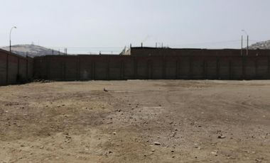 TERRENO INDUSTRIAL CON TRES FRENTES EN AV. REVOLUCIÓN - VENTANILLA