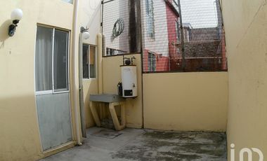CASA EN VENTA EN CONDOMINIO PASEOS DEL RIO, MUNICIPIO EMILIANO ZAPATA ,EDO. MORELOS
