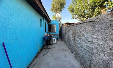 Casa en Venta en Av. Teniente Cruz / Dubroknik