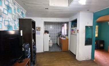 Casa en Venta en Av. Teniente Cruz / Dubroknik