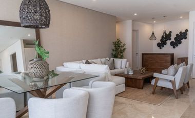 Condominio de lujo con terraza, bar, petfriendly, alberca en venta Cancún.