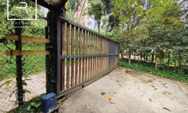 casa en arriendo en loma de las brujas. Cod A776731