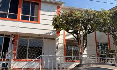 casa en arriendo en conjunto prados de fatima. Cod A123929