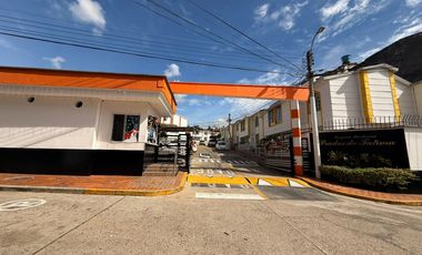 casa en arriendo en conjunto prados de fatima. Cod A123929