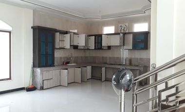 Dijual Rumah Mewah di Pontianak, Parit H Muksin 2, Ahmad Yani 2