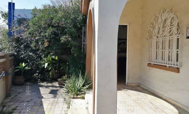 CASA EN VENTA EXCELENTE UBICACIÓN COL. IGNACIO ZARAGOZA FRENTE A PARQUE ZARAGOZA