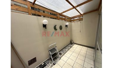 🏡✨ ¡ Vendo Dpto. 1Er Piso + Cochera En Cond. Parque Central!