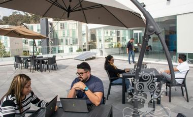 TRABAJA EN TU PROPIO ESPACIO  EN ESTAS OFICINAS EN ALTOS ESMERALDA!