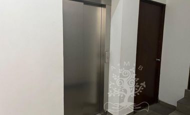 TRABAJA EN TU PROPIO ESPACIO  EN ESTAS OFICINAS EN ALTOS ESMERALDA!
