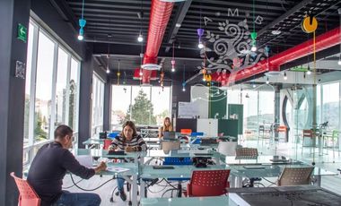 TRABAJA EN TU PROPIO ESPACIO  EN ESTAS OFICINAS EN ALTOS ESMERALDA!