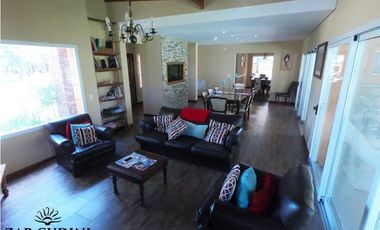 VENTA PINAMAR Bº LA HERRADURA CASA 5 AMBIENTES