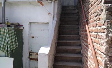 VENTA - CASA - 2 AMB GARAGE + DEPTO - BILLINGHURST - 25 DE MAYO