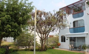 CASA EN CONDOMINIO EN VENTA A ORILLA DEL LAGO 