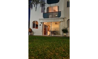 CASA EN CONDOMINIO EN VENTA A ORILLA DEL LAGO 