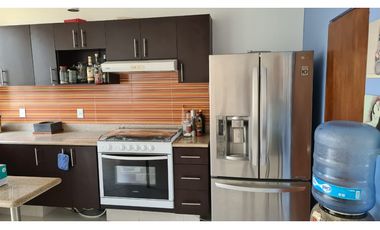 CASA EN CONDOMINIO EN VENTA A ORILLA DEL LAGO 