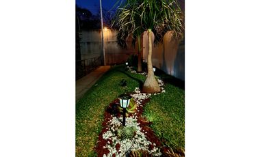 CASA EN CONDOMINIO EN VENTA A ORILLA DEL LAGO 